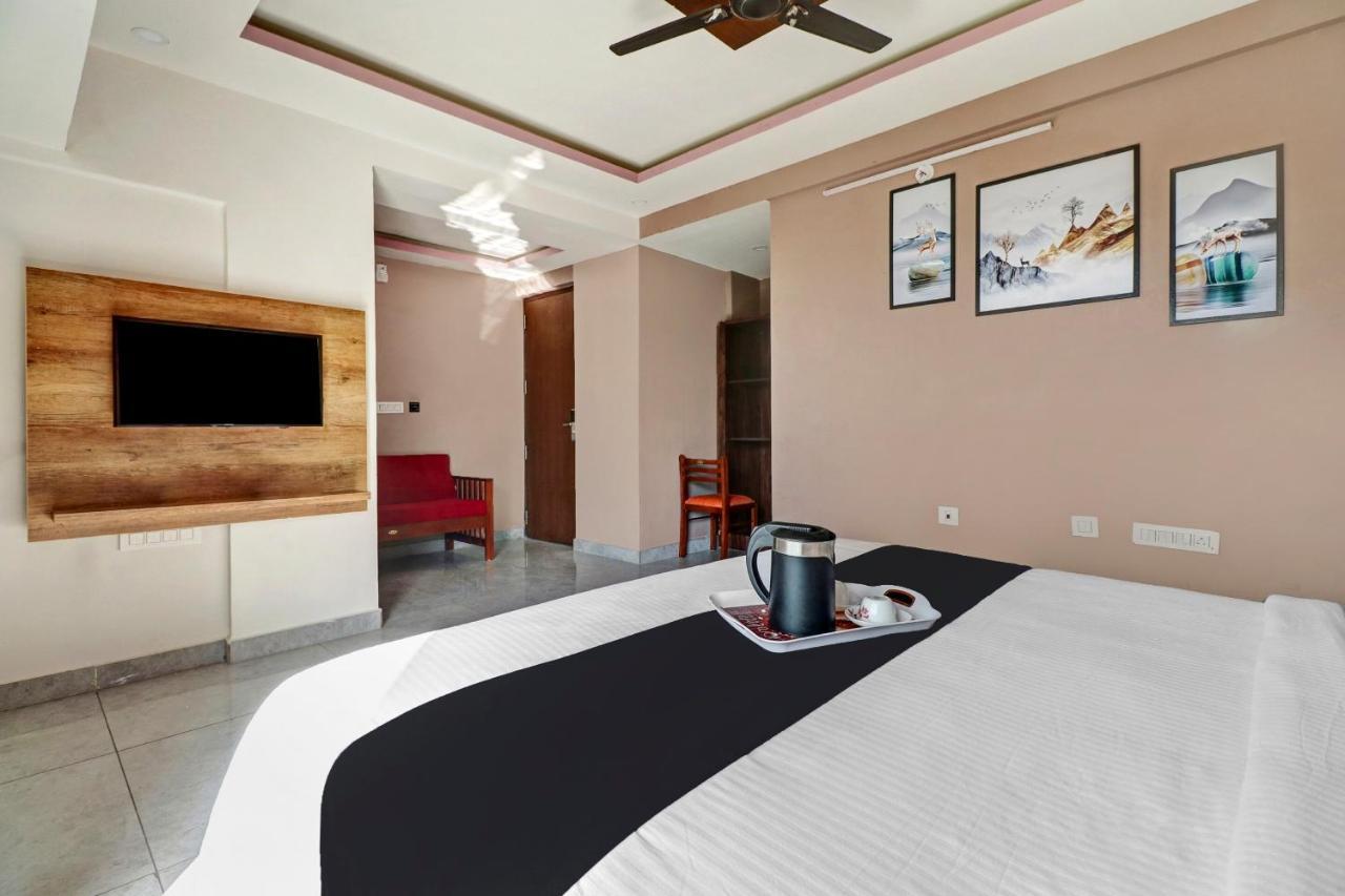 Townhouse Oak Dreamland Suites Yelahanka Екстер'єр фото
